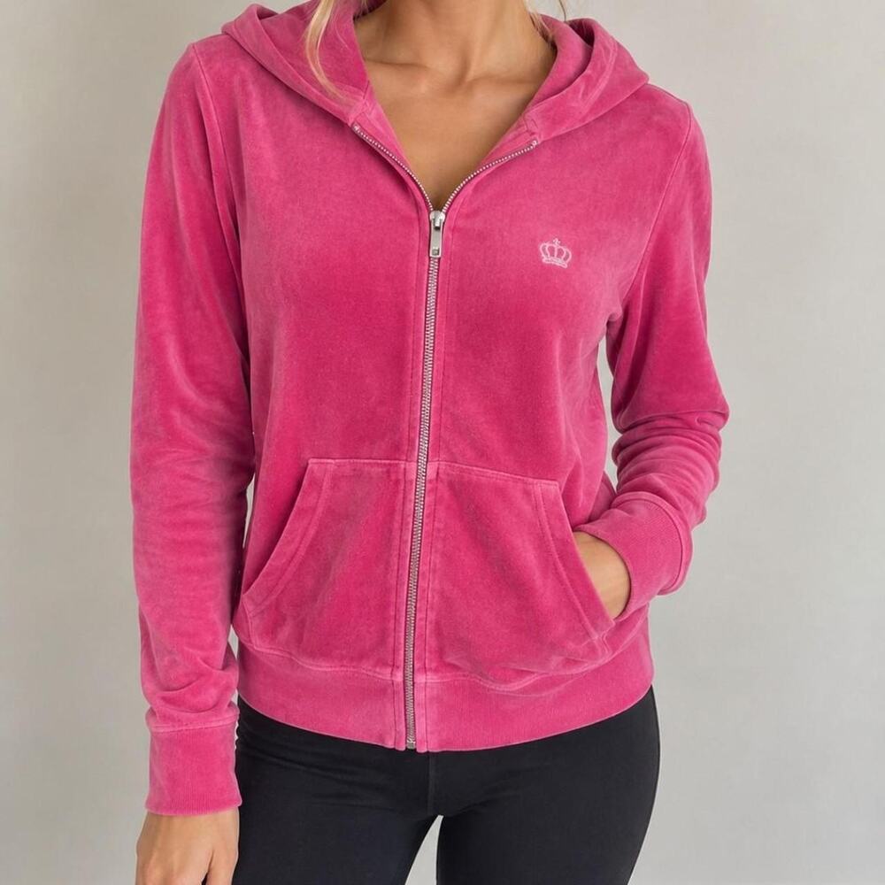 Juicy Couture pink velour zip-up hoodie 💕